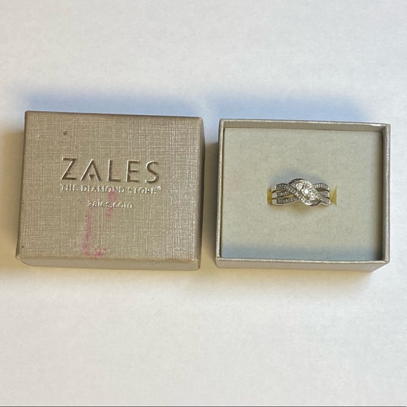 Zales Jewelry - 925 anniversary cocktail ring 💍
